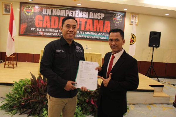 Uji Kompetensi BNSP Uji Kompetensi BNSP